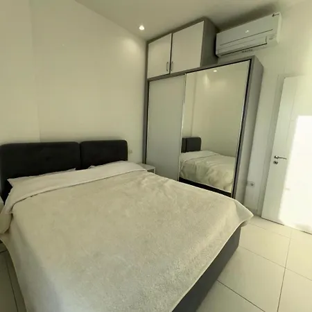 Apartment Holiday Aldi *